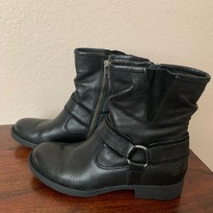 Born boots